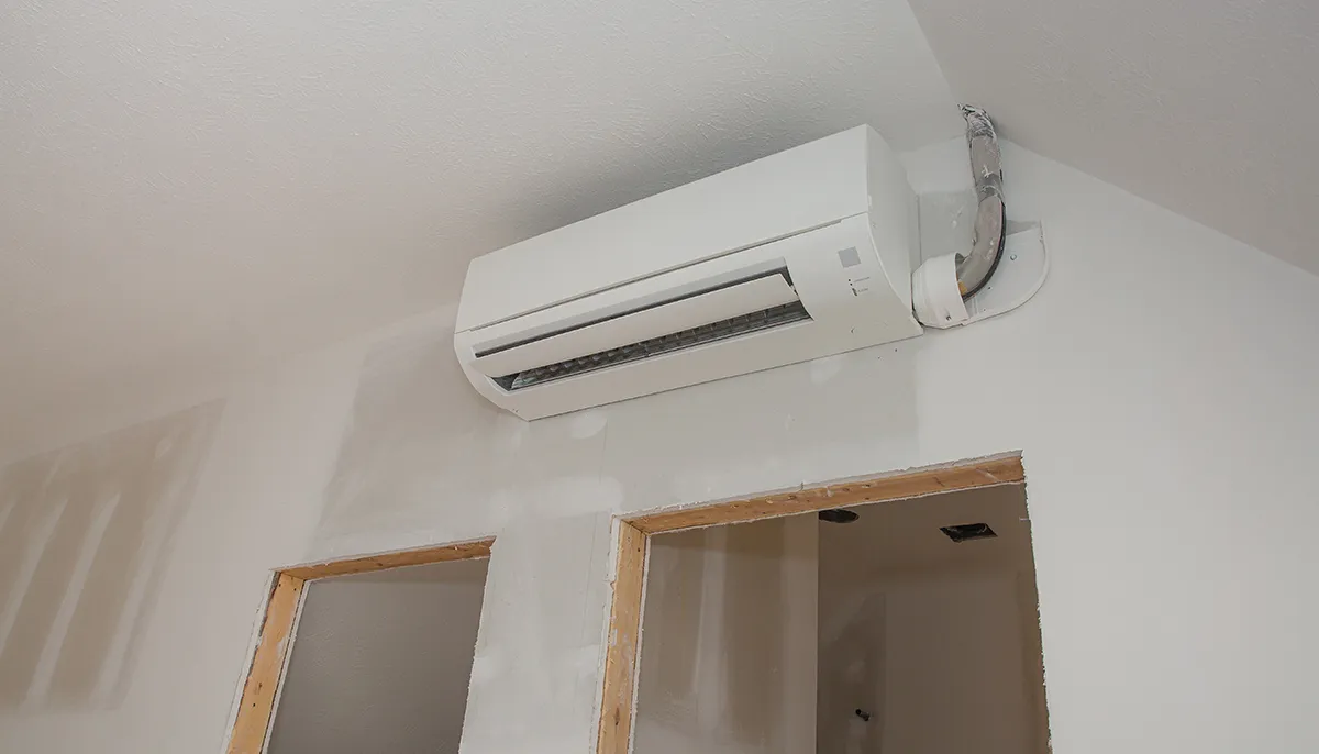 Trusted Air Conditioning Contractor Lauderhill installing a new cooling system